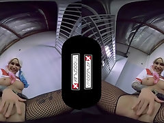 VR Costume Play X Tear Up Kleio Valentien As Harley Quinn VR Porno
